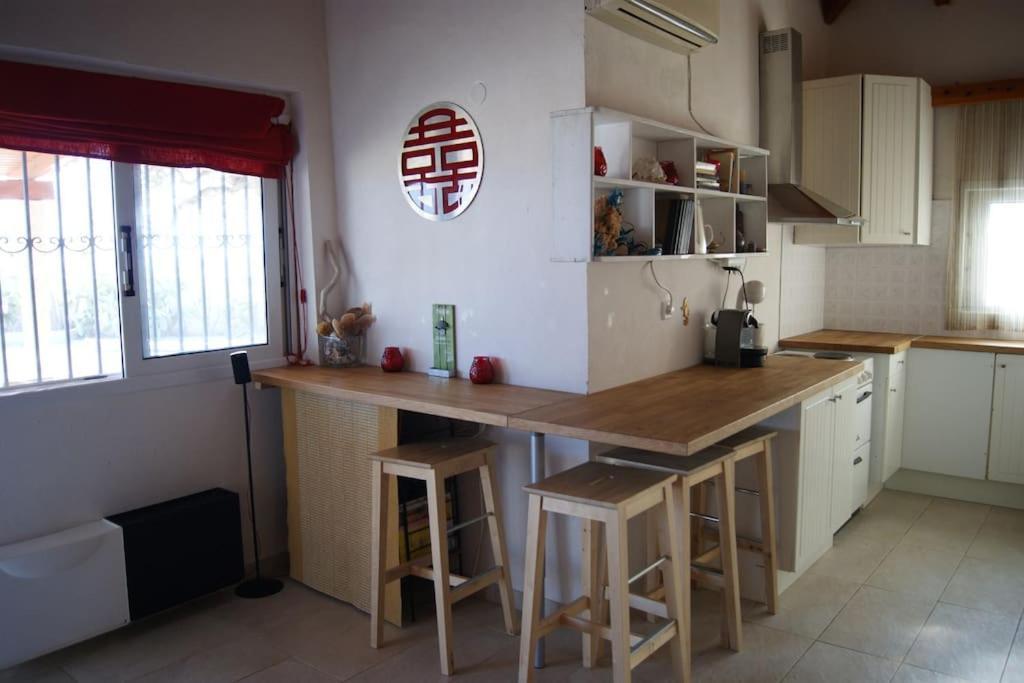 House By The Sea At Skaloma, Loutraki Villa Lake Vouliagmeni Luaran gambar
